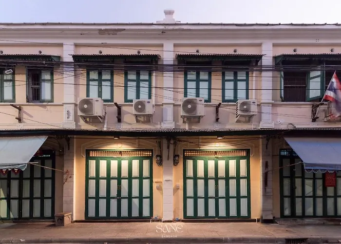 Entire In Old Town, Sane Bangkok